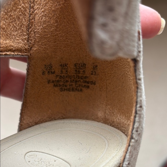 Dr. Scholl's Cream Wedge Sandals with Crisscross Straps - Picture 5 of 5